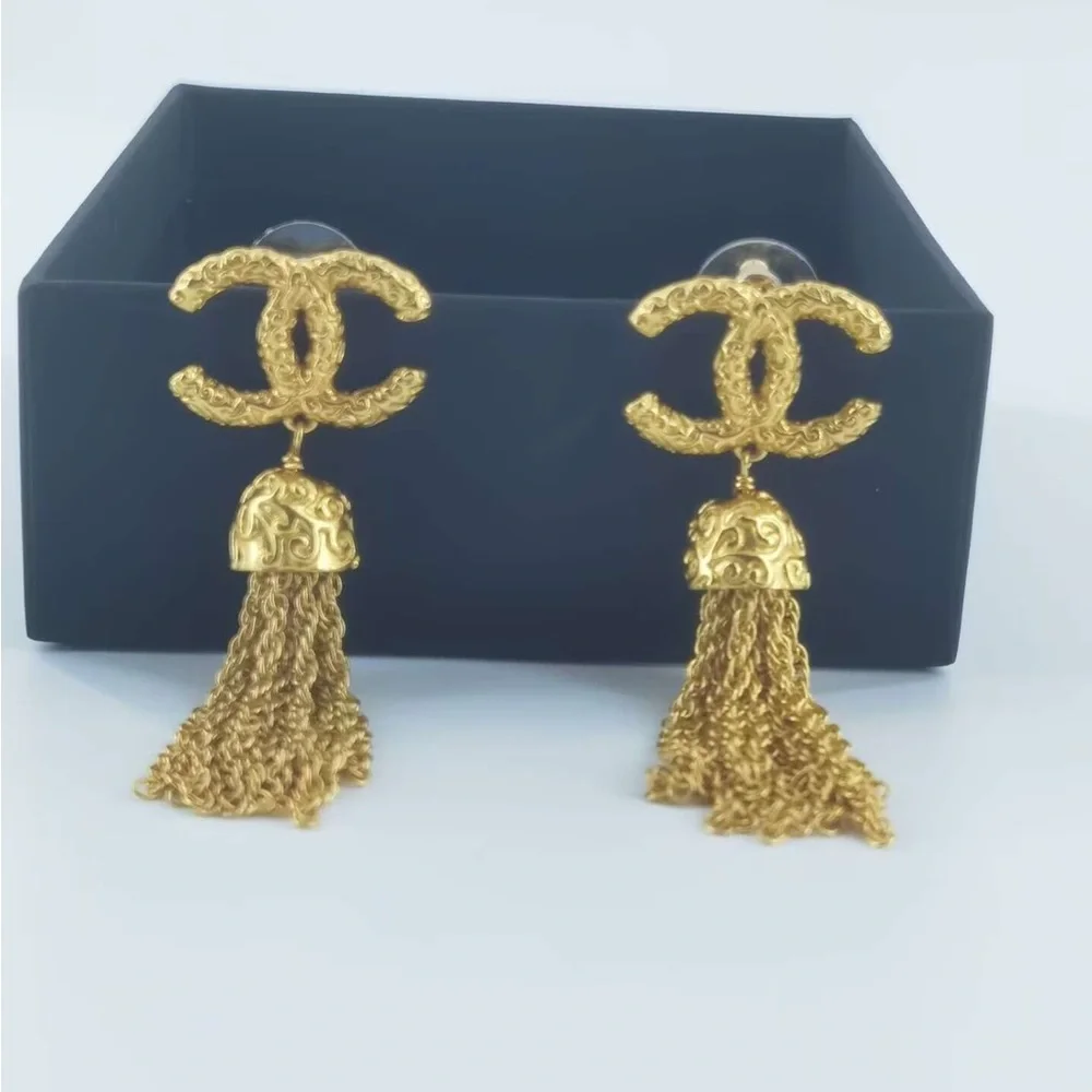 Chanel Gold CC Tassel Drop Earrings - Picture 3 of 5